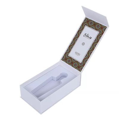 Caja de regalo biodegradable del negro y del oro, cartón Matte Packaging Box With Insert