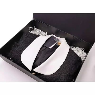 Deboss viste el SGS magnético negro biodegradable de empaquetado de la caja de regalo de la caja