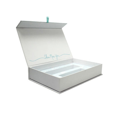 Caja de regalo magnética plegable reciclable de empaquetado cosmética de la caja de PMS para la botella de perfume
