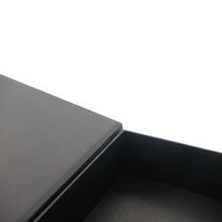 Caja de regalo de empaquetado de la ropa del cartón del rectángulo de la caja de la ropa magnética