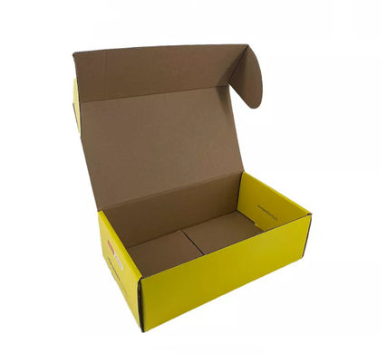 Las cajas de empaquetado abonablees plegables acanalaron la caja de papel amarilla que grababa en relieve