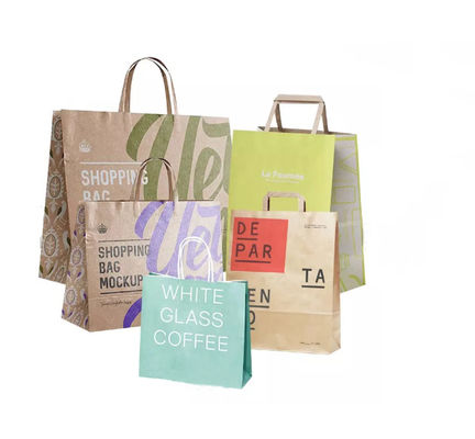 El lazo de empaquetado para llevar CMYK de los bolsos que hacen compras calza el bolso de la ropa