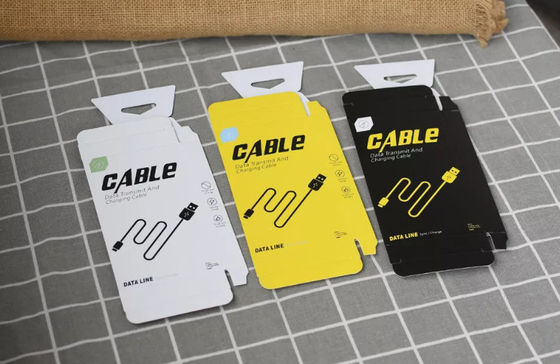 Cajas de embalaje de la electrónica de CMYK que graban en relieve el producto alimenticio Logo Printed Cardboard Boxes